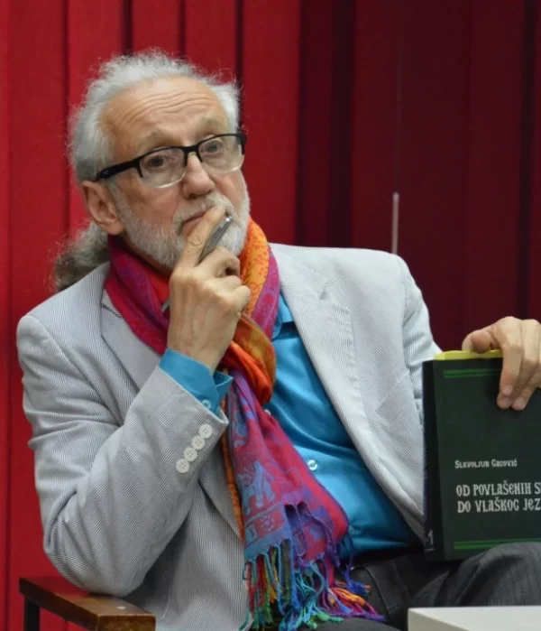 Profesor Slavoljub Gacović na predstavljanju jedne od svojih knjiga